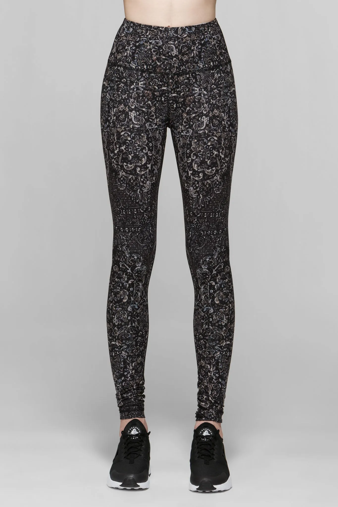 Aria Graphic Leggings