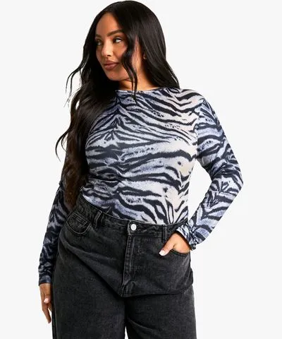 boohoo Womens Plus Zebra Print Long Sleeve Fitted Top