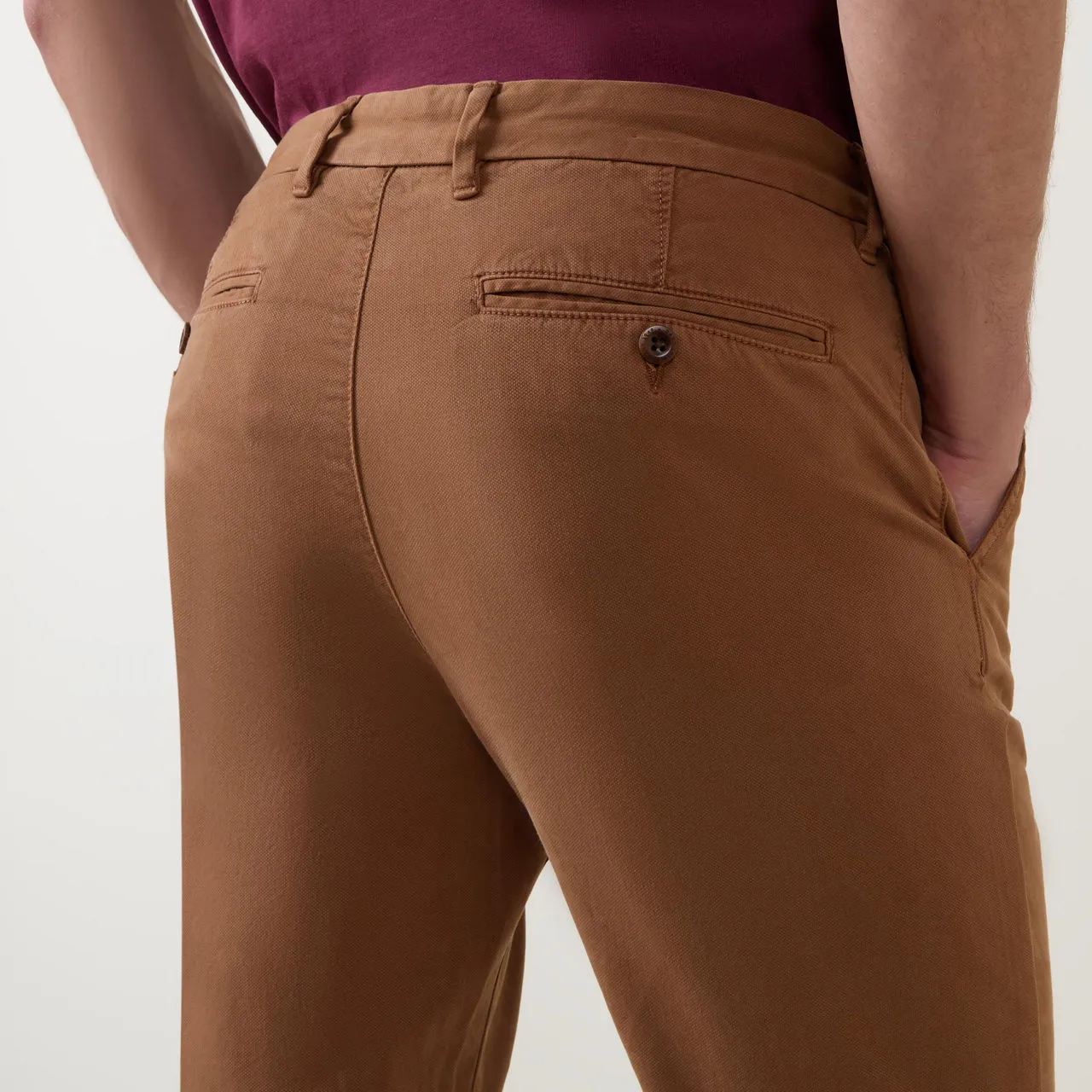 GANT Dobby Structure Leg Chinos - Tan