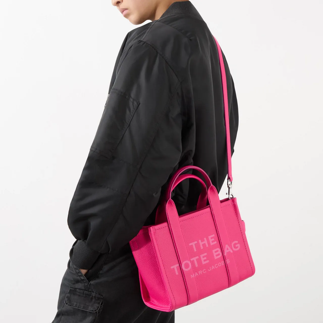 MARC JACOBS The Leather Small Tote Bag - Hot Pink