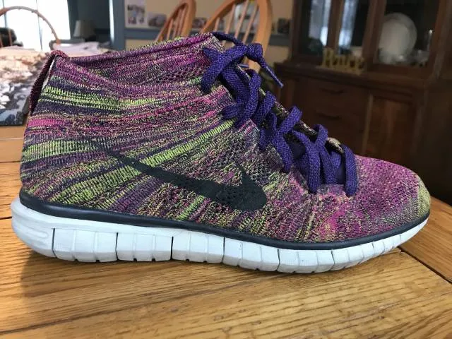 Nike Flyknit Chukka Grand Purple Size 10.5 M