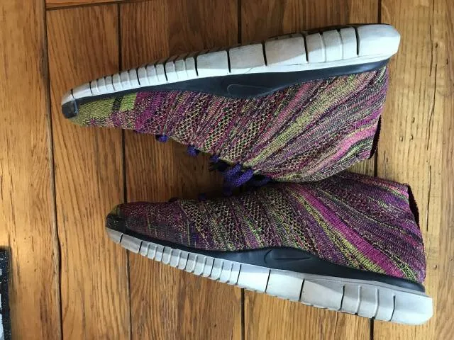 Nike Flyknit Chukka Grand Purple Size 10.5 M