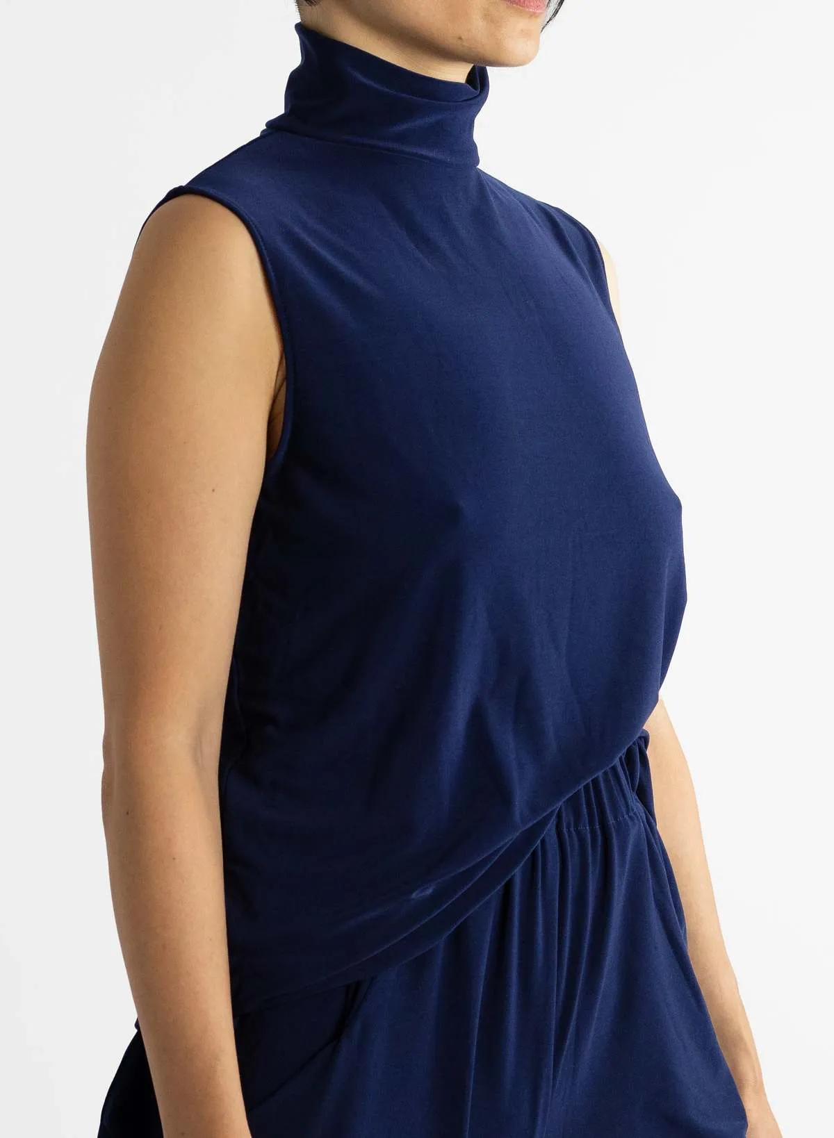 Sleeveless Turtleneck Top - Navy