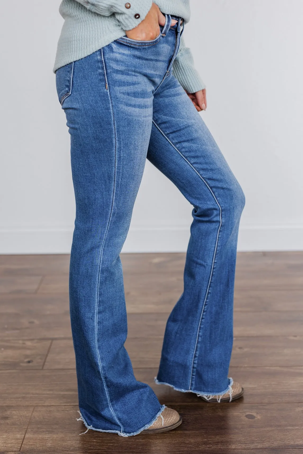 Vervet Mid-Rise Flare Jeans- Alana Wash